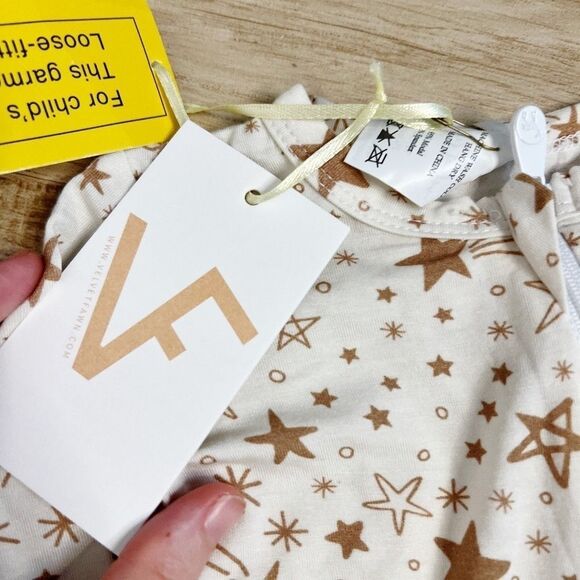 Velvet Fawn: Stars Footie Onesie NWT NEW Size 0-3 months - Picture 3 of 6